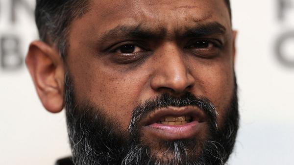 Channel4News's tweet photo. Ex-Guantanamo inmate Moazzam Begg is cleared days before his trial - @darshnasoni asks why http://t.co/5Ohl3R25BS http://t.co/OmAgzF5RQM