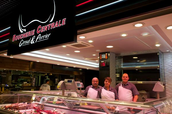 BoucherieGP's tweet photo. bienvenue à laBoucherie Centrale @BoucherieGP !
bonjour aux commercants et clients des @Leshallesdelyon http://t.co/GIMWkCUiCr