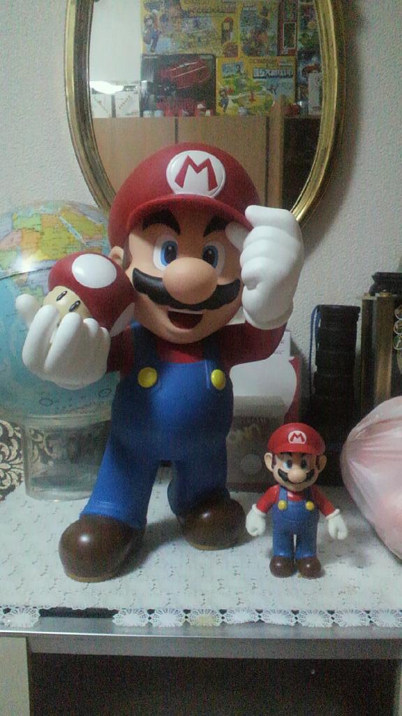 タンジェント Mario Collector Twitter પર Tawonsa Keyaki すみません 実家にマリオの大きいぬいぐるみがあるのですが写真がなくてこういうのしかないです 実家に帰ってた時に写真送ります Http T Co Racfe1ujmd