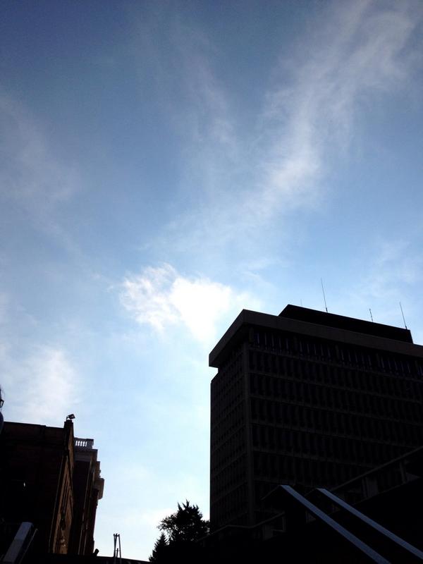 TheNumber1Dads's tweet photo. Wispy Cirrus clouds above Van Vleck this morning! @uwaos100_2014 #DAKHO #OctoberClouds http://t.co/CXQM7T64ZP
