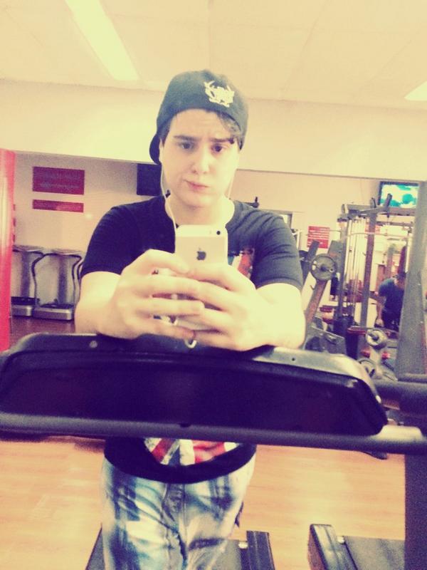 FedericoGomezOk's tweet photo. ¡Entrenando! http://t.co/9c3j9U2GnG