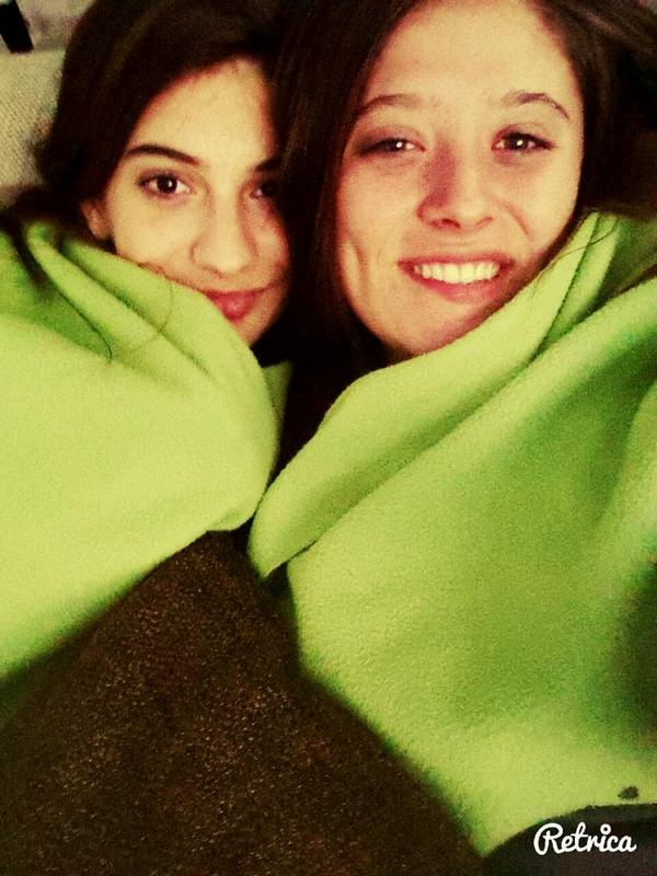 emlshnn's tweet photo. Bu aralar üşürsün sen bilirim;);););) http://t.co/SwRA8upr9M