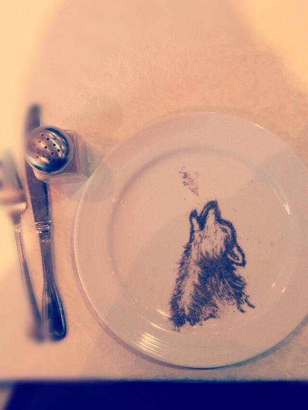 كذا أنتظر الأكل في المطاعم #رسمتي بالفلفل الأسود 💁