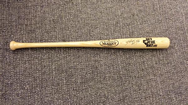 #BrandonMoss had a huge #WildCard game last night, so follow &amp; RT to win this signed bat: on.mtv.com/1ozGDrI