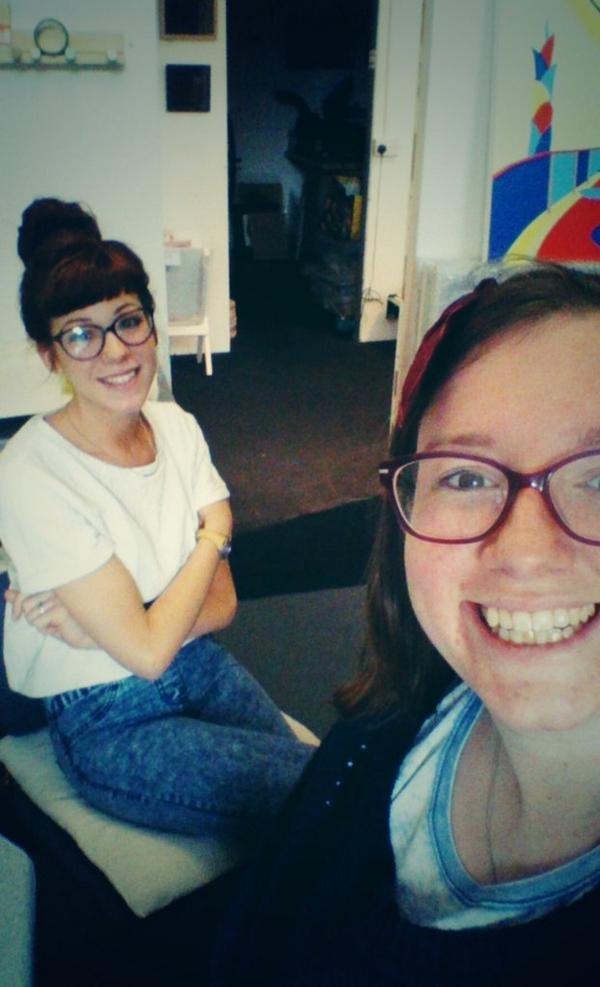 AmyPegler's tweet photo. Had a visit from @lourussell_  at the studio today,  missing all my uni buddies http://t.co/u3btbzcNcQ