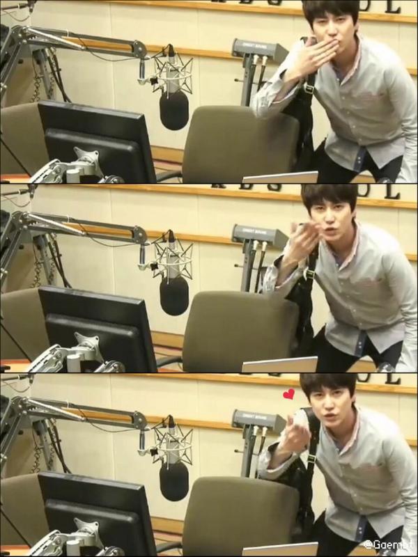 Gaembt's tweet photo. 규DJ~ 안녕 쪽

(10/01/2014 Kiss the Radio)
https://t.co/I0juWpAcdJ