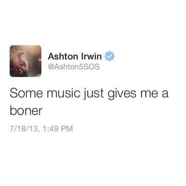 Geewizitsliz's tweet image. Oh so that's what happened at the tcas 😏