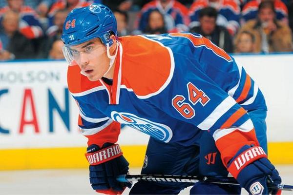 5xChampions's tweet photo. @Nail10_1993 getting pumped for the #NHL season to start. #NailsReady. @EdmontonOilers http://t.co/iguv49mFm5