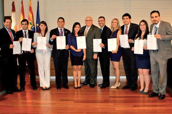 RoyerPZ's tweet photo. Un agradecimiento especial a todos los participantes del #PIJ2014 a las órdenes  siempre éxitos en sus proyectos! #RP http://t.co/hcCAFZdwIQ