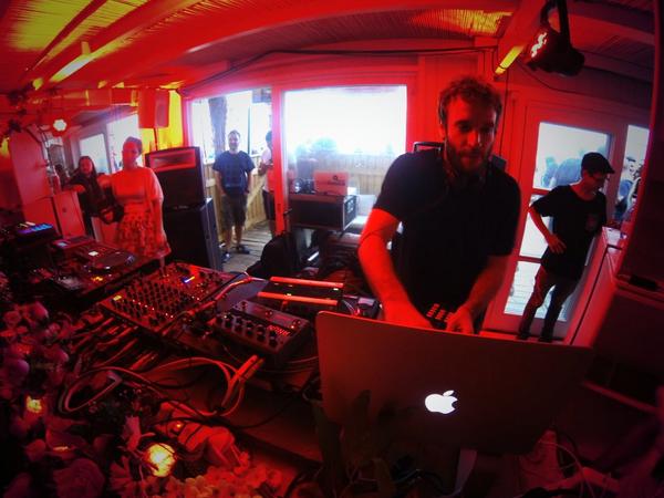 ibizasonica's tweet photo. l #NOWPLAYING l @guti_desolat en la Grand Closing de @tINItweed desde @sandsibiza http://t.co/Brlrv9CKhA http://t.co/JjDhJElwgE
