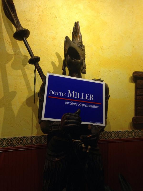 votedottie's tweet photo. Great fundraiser last nite!  Everyone was supporting me! http://t.co/FseSVCjBzo