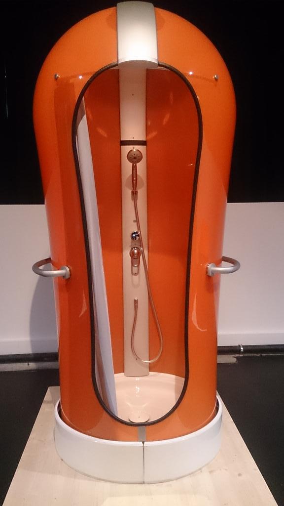 lisamelvindesig's tweet photo. @Hansgrohe_PR #showerworld visit in pictures @robwest @MartinMongan1 @StonehausInfo @oceanbathrooms @tubsandtiles http://t.co/9elUHDen56