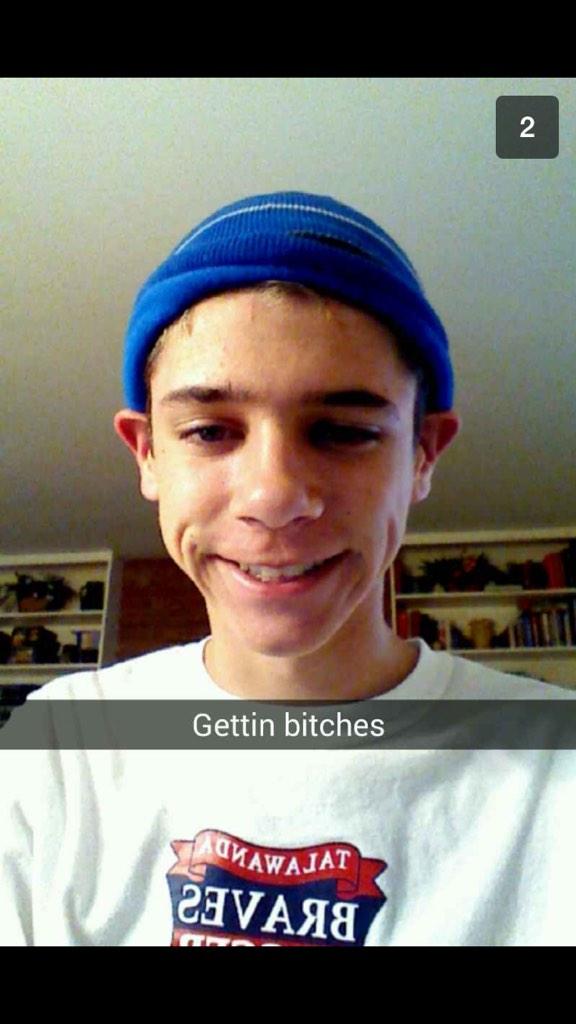 SusieSmooth's tweet photo. @sammieb_7 @noitstim ..and I love all my bitches http://t.co/aU1bMrvbHd