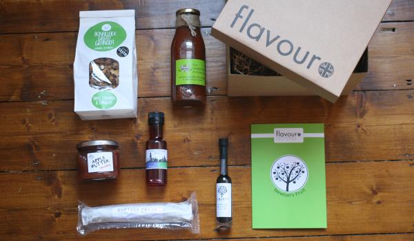 The Oct box secret is out! Tks to
<a href="/kyooreeuhsfoods/">CuriousFoods</a>
<a href="/AppleButterCo/">Todd Strehlow</a> <a href="/LibertyFields/">Liberty Fields</a> <a href="/GreatGranola/">Great Granola</a> <a href="/LSandP/">Luke</a> <a href="/HantsChutney/">Hampshire Chutney</a>