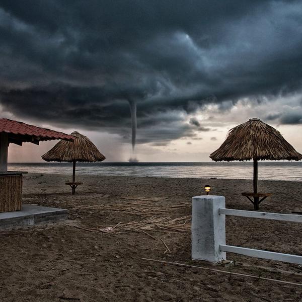 BananaBeach's tweet photo. Went out to see the progress on our new #beachbar and this is what we saw!! Photo thanks to Evan Will. #waterspout http://t.co/ILfYTlK5kB