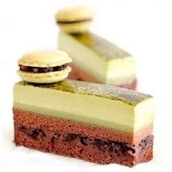 BakedByTheSea's tweet photo. Now these look like nice entremet! #GBBO14 #BakeOffSemi #BakeOff http://t.co/9A70yP0ZIM