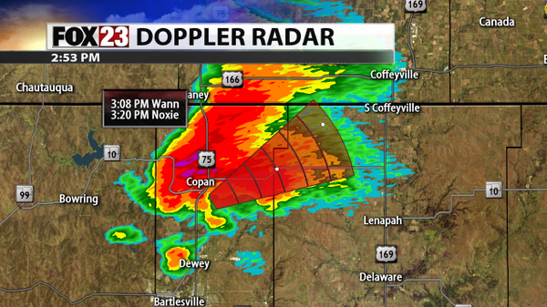 jamesaydelott's tweet photo. Strong low-level rotation being reported by Dewey Police. Could producer a tornado at anytime. Live look now on FOX23 http://t.co/6ze0IH5LPr