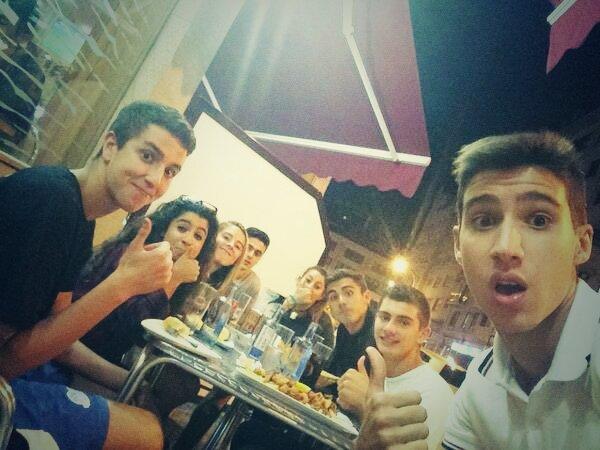 candelacastro_'s tweet image. Por lo que no debe cambiar@Saritadesuher @alexesmo5 @AaronPS6  @Carmenaccion @P7AbelendaDepor #Dani #Pedro #losdemas♥