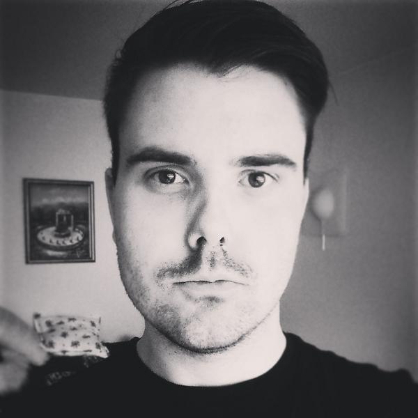 OlsenFreyr's tweet photo. #notamodel just me http://t.co/yk8qb1FKfJ