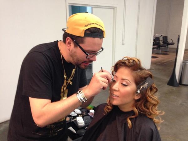 Jesus8t4's tweet photo. @AndyMineo  
Getting Brides ready!!!
Andy Makeup Artist Gear!!
#autograph http://t.co/s1xitrg403