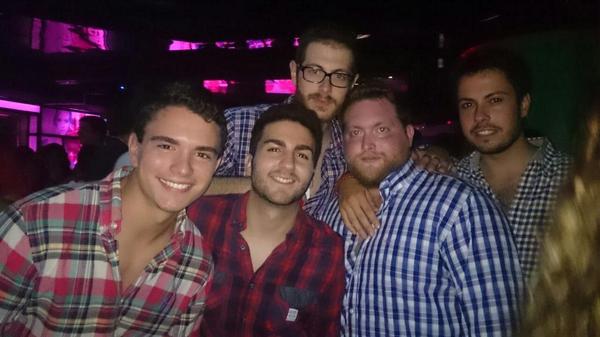 Noche granadina con @FefeNV <a href="/SanzSF/">Santos Sanz</a> <a href="/javierlopi/">javier garcia lopez</a> <a href="/javiy/">javiY</a> #AntonioElTieso