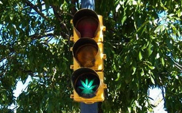 HIGH_TIMES_Mag's tweet image. 5 Things to Know About Driving on Marijuana—ht.420.com/1lwiSob
