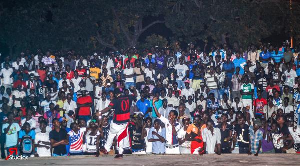 ZouKana's tweet photo. #HTCT4 #TH Boi i love yall http://t.co/Ca65GHNzdZ