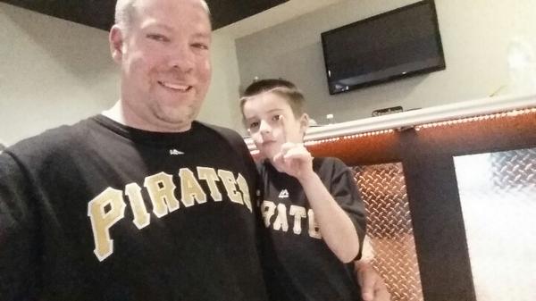 duffburgh's tweet photo. Get ready for the Black Aht @pirates #Buctober #bucsfanphoto #letsgobucs http://t.co/b3X1f6Ih4E
