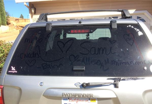 sammzoller's tweet photo. Was gonna wash her but my friends are too cute😭😍 @rainablackwhite @AllisonArnett5 @Slade_chris_ #mommanance #cnodes http://t.co/9ZSjx5d00R