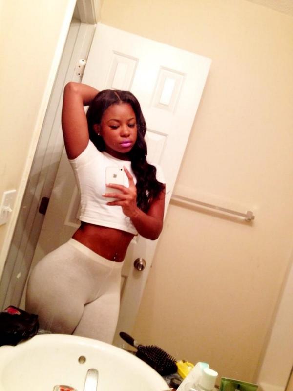 _Faycades's tweet photo. #WCE , but since today Wednesday gahhdamn.... #WCW !!!! Lol @__ChynaBadd :* http://t.co/T3V4C6lXhf
