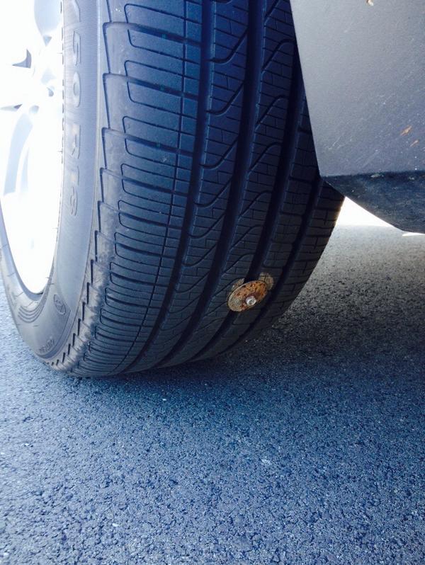 miapilipenko's tweet photo. Brand new tires, aaaand it happens to be my luck! #momsgonnakillme😐🔫#latepost #myeverydayadventures http://t.co/yWPtqG8rhv