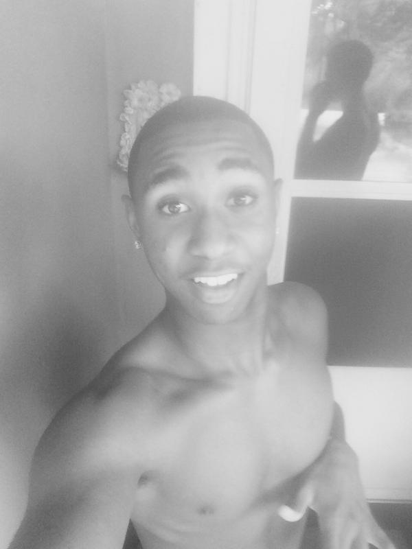 Triggariqgore's tweet photo. No competition😂😂😂😂 http://t.co/efafg7tdhl