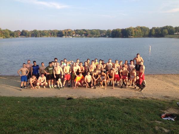 wabashwrestling's tweet photo. Awesome way to end preseason with a killer workout at the lake. Guys really sold out and looked strong. #2daysinMarch http://t.co/tWnQK3Iein