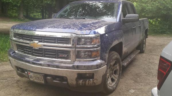 millwright_dave's tweet image. Yeye gotta get that beauty truck a little dirty every now and them #Chevrolet #silverado