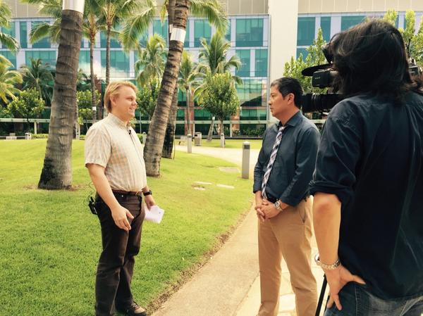 Uh Med Jabsom On Twitter Univ Hawaii Ebola Expert Axel Lehrer Helps Hawaii Understand A Frightening Disease Uhmed Http T Co Hc4fvgvltq