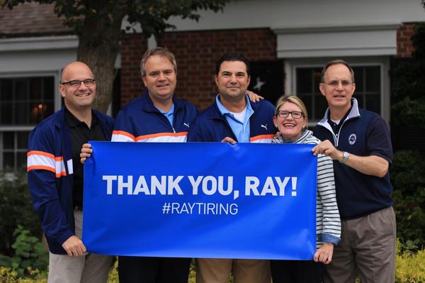 B6AirportGuy's tweet photo. @justplaneray @JetBlue @DavidJBarger @jlgeraghty @martysg You will be missed my friend! #raytiring http://t.co/OlKhNwBacB