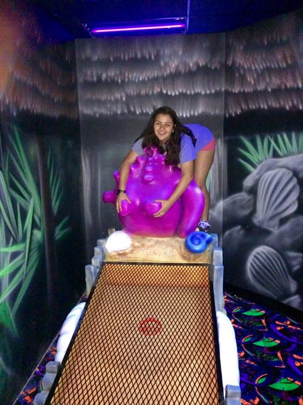 javileija's tweet photo. We spent 4 1/2hours at the arcade and beasted in every game! @mickeyjodarling #shelltits #wcw #competitive #lovetowin http://t.co/wRyFImc2q1