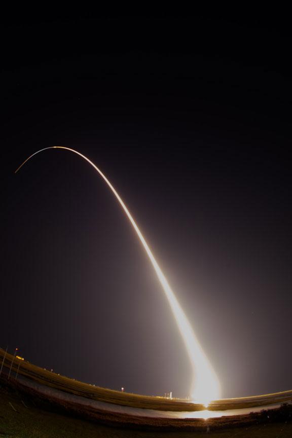 Big on social media? Apply now for a #NASASocial Oct 19/20 to cover a night launch in VA: 1.usa.gov/1rqQMdo