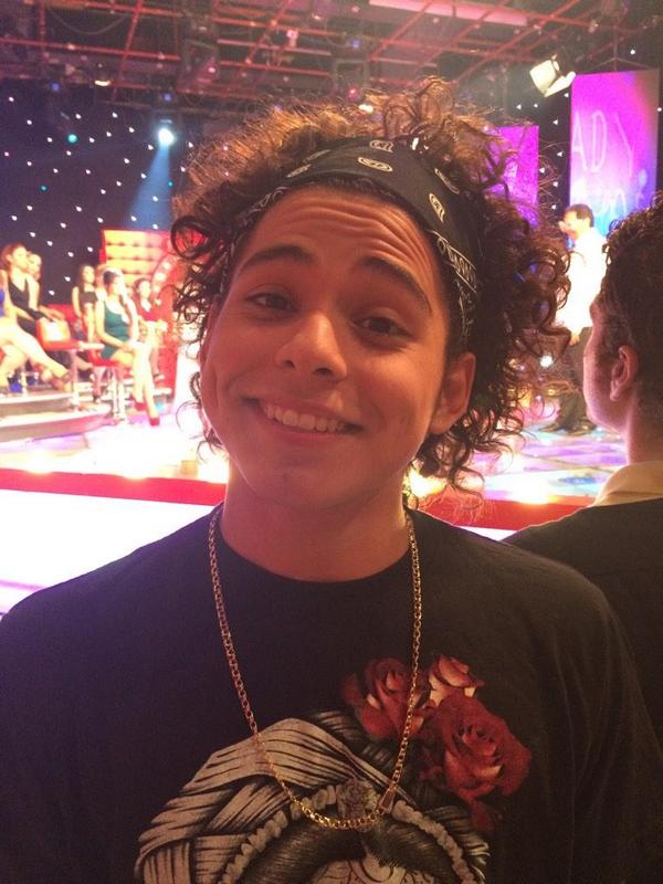811Alondra's tweet photo. Volvio mi gordo lo amo @brandon_meza http://t.co/48gzj8Nlk2