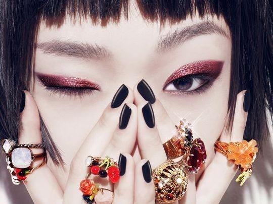 soompi's tweet photo. YG to Launch Cosmetic Brand “Moonshot” with a Launching Party http://t.co/kqmELVri4Z http://t.co/GQCKPA8lZw