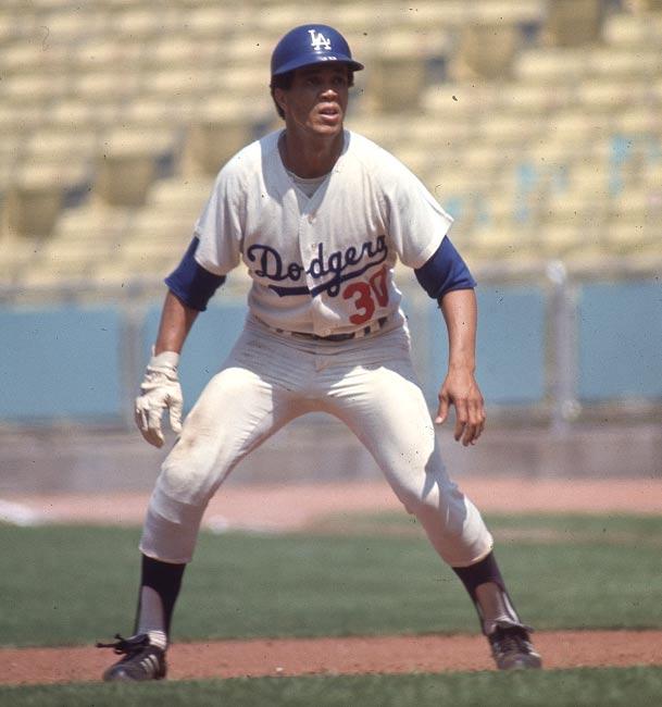 Happy Birthday to Maury Wills, who turns 82 today! 