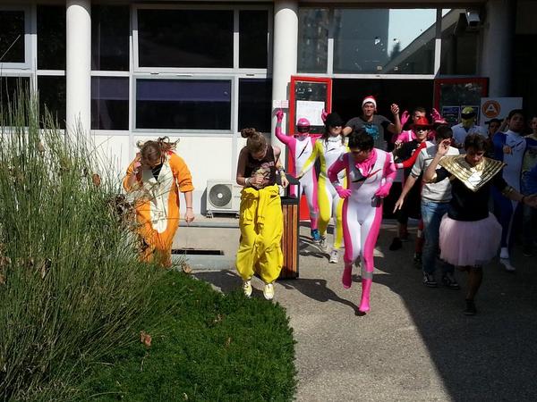 IUTLyon1's tweet photo. Les chorés du BDE #GMP #IUTLyon1 http://t.co/SqHpCfZpmV
