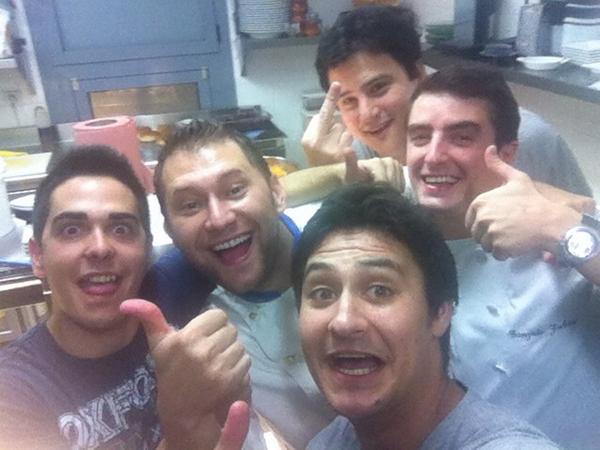 chusto6's tweet photo. Les echare de menos! http://t.co/qxcE5M3aUw