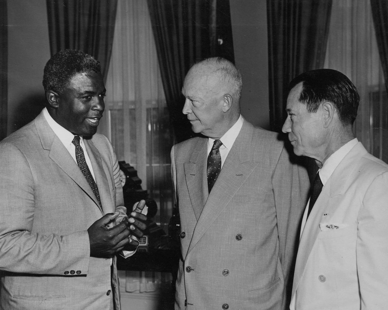 Fascinating Historical Picture of Jackie Robinson in 1957 