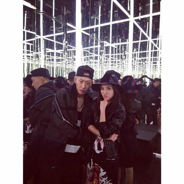 xoxogHeLa21's tweet image. the Dara perfection!!! #teamgorgeous #teamstylists #teammodels #teamhottie 💛💙💜💚❤