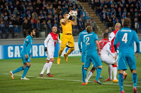 AS_Monaco's tweet photo. [PHOTOS] La galerie du match #ZENASM est en ligne => http://t.co/jjWhvKlbHK http://t.co/6nJHGCzId4