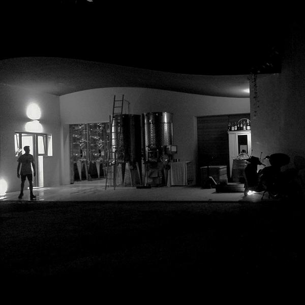 ContraSoarda's tweet photo. #dark #night #working #production #wine #contrasoardaneverstops http://t.co/jyRYTdeHs4
