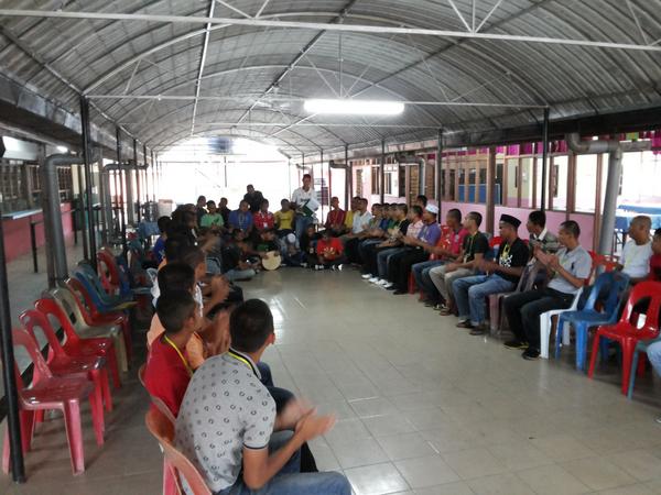 cnc_jerantut's tweet photo. Sekitar perlaksanaan hari pertama Program TC di Klinik C&amp;C Jerantut semalam. semuanya berjalan lancar dan baik sekali http://t.co/3djdPfeqcD