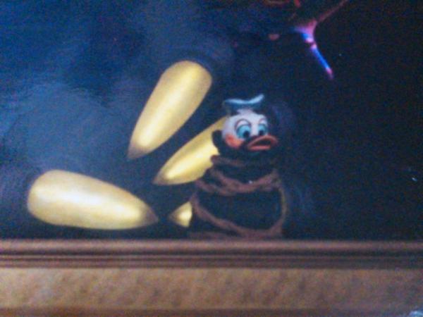 あひる No Twitter フィールザマジックでドナとミニーちゃんが捕まったとき ドナだけ口も縛られていたりしっぽが出ていたりしていたなぁ Http T Co Qf32bzuq4d