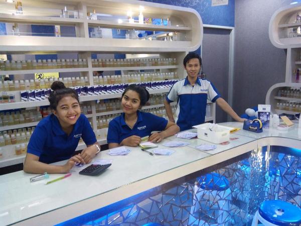 azwaperfumepku tweet picture
